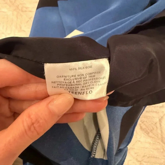 Blue Striped 100% Silk A-Line Dress, Judith and Charles, US 4 - Picture 8 of 8